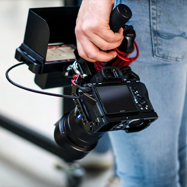 Afbeelding wat videoproductie beschrijft